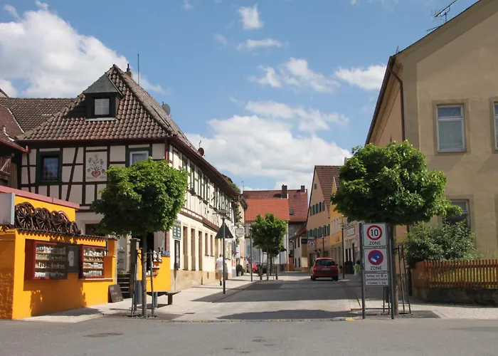 Отель Haus Am Heubach - Garni Бад-Штаффельштайн